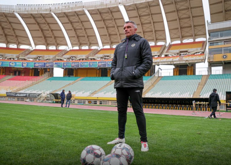 دست بالای کارترون مقابل مربی ترک