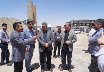 بهارستان روی ریل توسعه