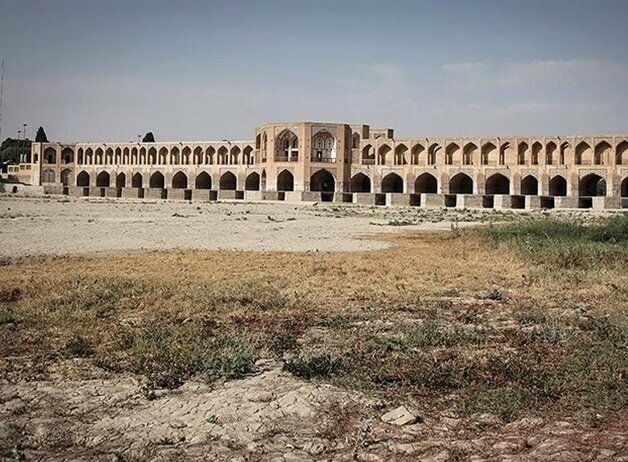 بحران آب جایی در مناظره‌های انتخاباتی ندارد