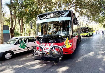 اتوبوس‌ها «دوچرخه‌دوست» شدند: باربندهای جدید، آشتی اصفهانی‌ها با طبیعت و کاهش ترافیک!