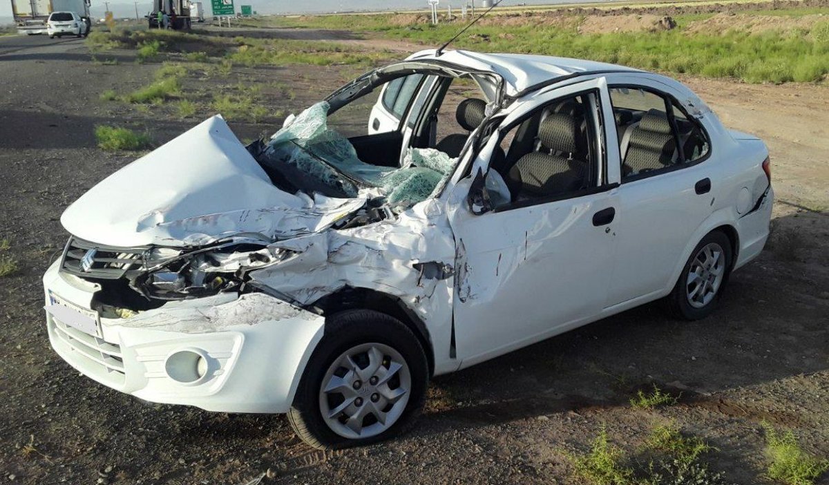 6 مصدوم در پی تصادف ساینا و نیسان 