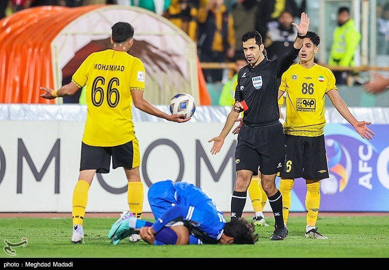 سپاهان با سه مدافع محروم چه می کند؟