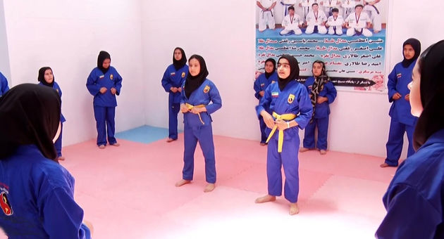 امپراتوری ورزش در دل روستاها؛ اصفهان با ۷۸۰ خانه ورزش الگوی ملی شد| از احیای «کشتی پهلوانی» تا شکار مدال نقره در دبی