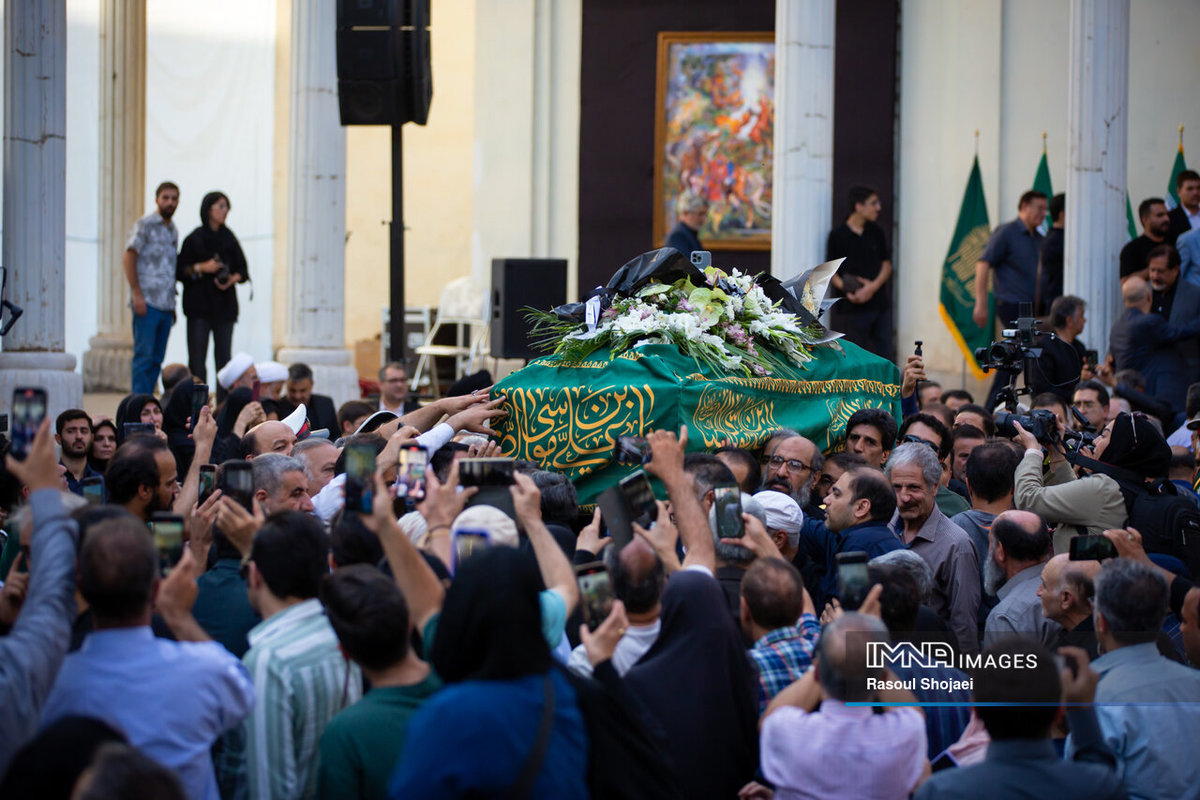 وداع اصفهان با استاد فرشچیان؛ قلمی که روح ایرانی را به پرواز برد