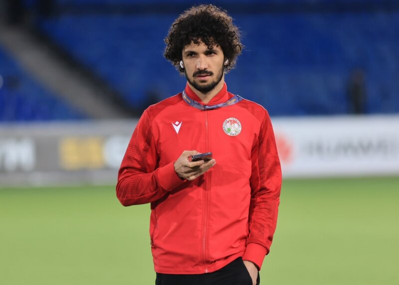 ناگهان مدافع تاجیک از راه رسید