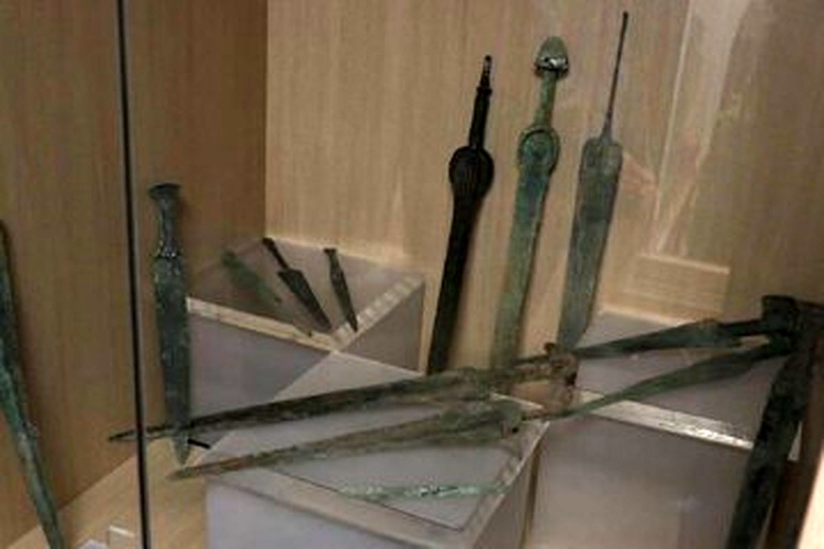 برپایی نمایشگاه یک هفتهای سلاحهای دوره باستان در موزه رشت
