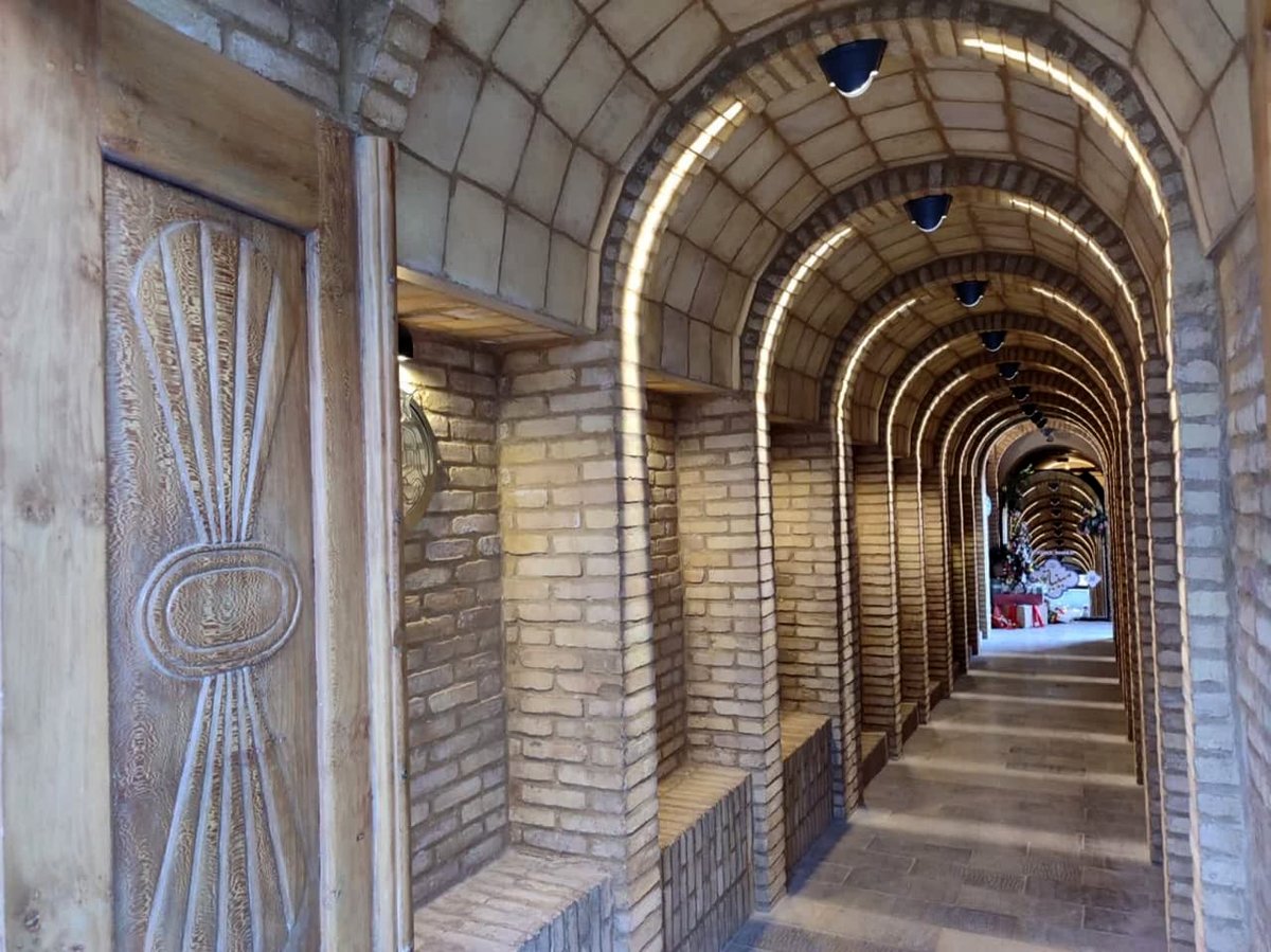 تور لبخند و خاطره