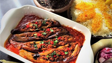 طرز تهیه بادمجان شکم پر