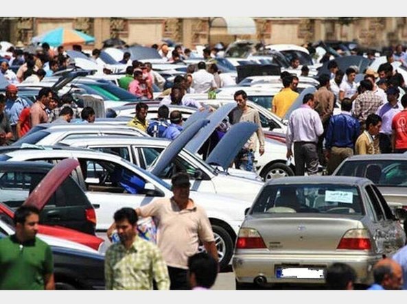 معاملات خودرو در نمایشگاه‌ها صفر شد/ بازار داغ دلال بازی