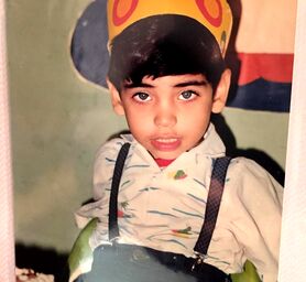 تصاویری جالب از کودکی مجری عصر جدید