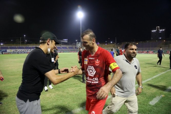 جلال حسینی: هدفمند برای پرسپولیس حاشیه می‌سازند