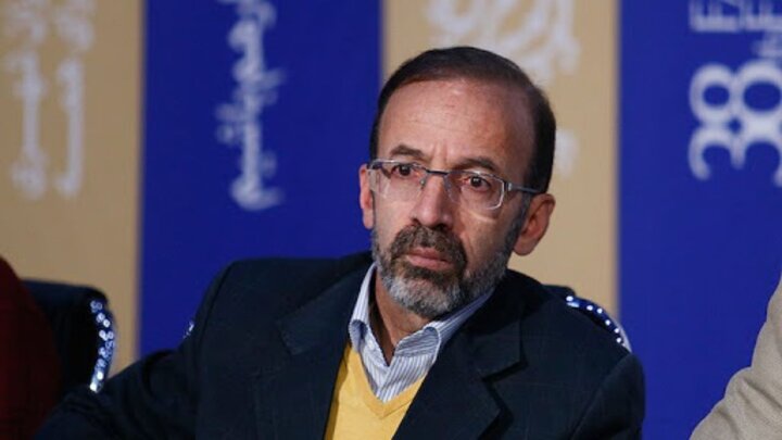 انتقاد تند بازیگر سریال پایتخت از مجوز کارگردانی «محمدامین کریم‌پور»