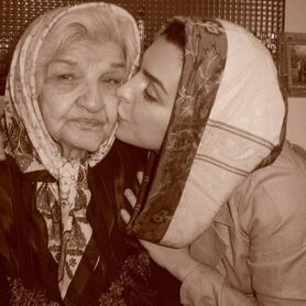 کدام کار ماه‌چهره خلیلی به شدت تحسین شد؟