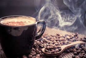 چگونه با استفاده از قهوه مانع ریزش موی خود شویم؟
