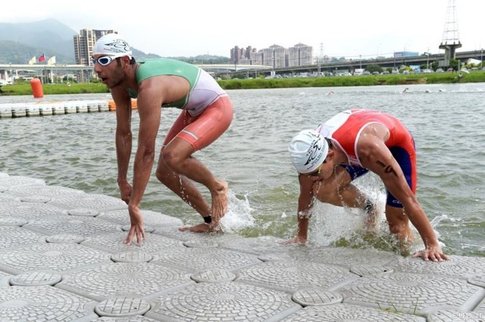 بازدید اعضای کنفدراسیون سه‌گانه آسیا از آثار تاریخی اصفهان