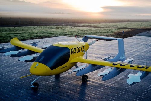 زمان پرواز اولین تاکسی هوایی در تهران مشخص شد/جا به جایی مسافر درون‌شهری این بار از طریق آسمان