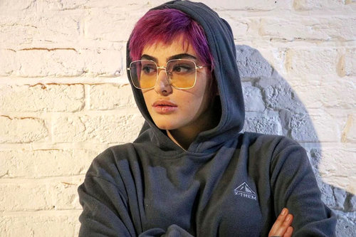 (فیلم و عکس) سریال ترکیه‌ ایِ ایرانی؛ دعوا و رابطه، پویان مختاری، نیلی افشار، ریحانه پارسا، مهراد جم و دنیا جهانبخت