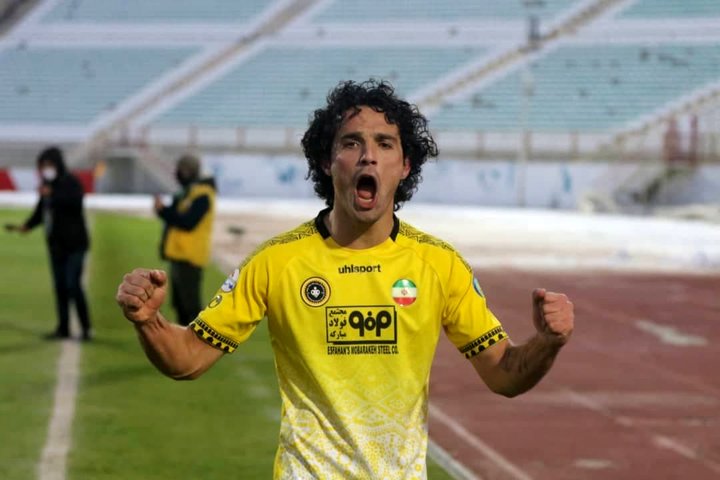 (عکس) خالکوبی جدید نورافکن