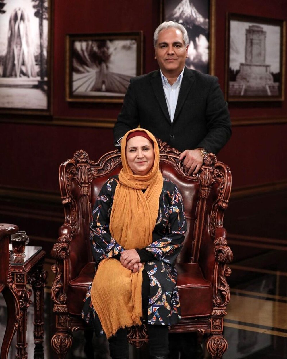 ناهید امیریان به دورهمی می‌رود