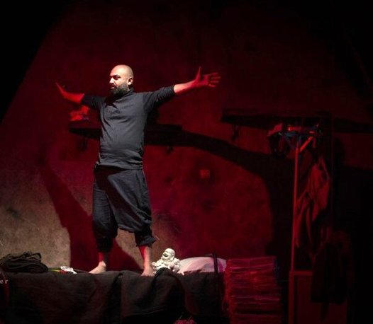 مهدی کوشکی : بدون تئاتر بدن درد می‌گیریم