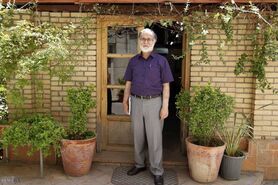 عطریانفر: رئیسی از کروبی درس بگیرد /ظریف مجبور شود می آید