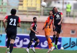 کلهر: پرسپولیس می‌تواند هر حریفی را از پیش‌رو بردارد و در سه جام مدعی باشد
