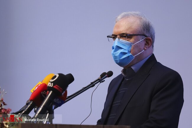 ازدحام در محل‌های تزریق واکسن ممنوع / مبادا پیرزن یا پیرمردی از واکسن جا بماند