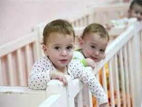 چگونه می‌توانیم یک کودک را به "فرزندخواندگی" قبول کنیم؟
