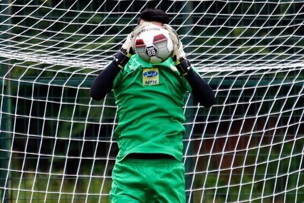 آینده بیرانوند در ابهام