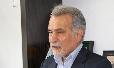 «احمدی نژاد اگر می‌توانست لباس گورباچوف را هم می‌پوشید»