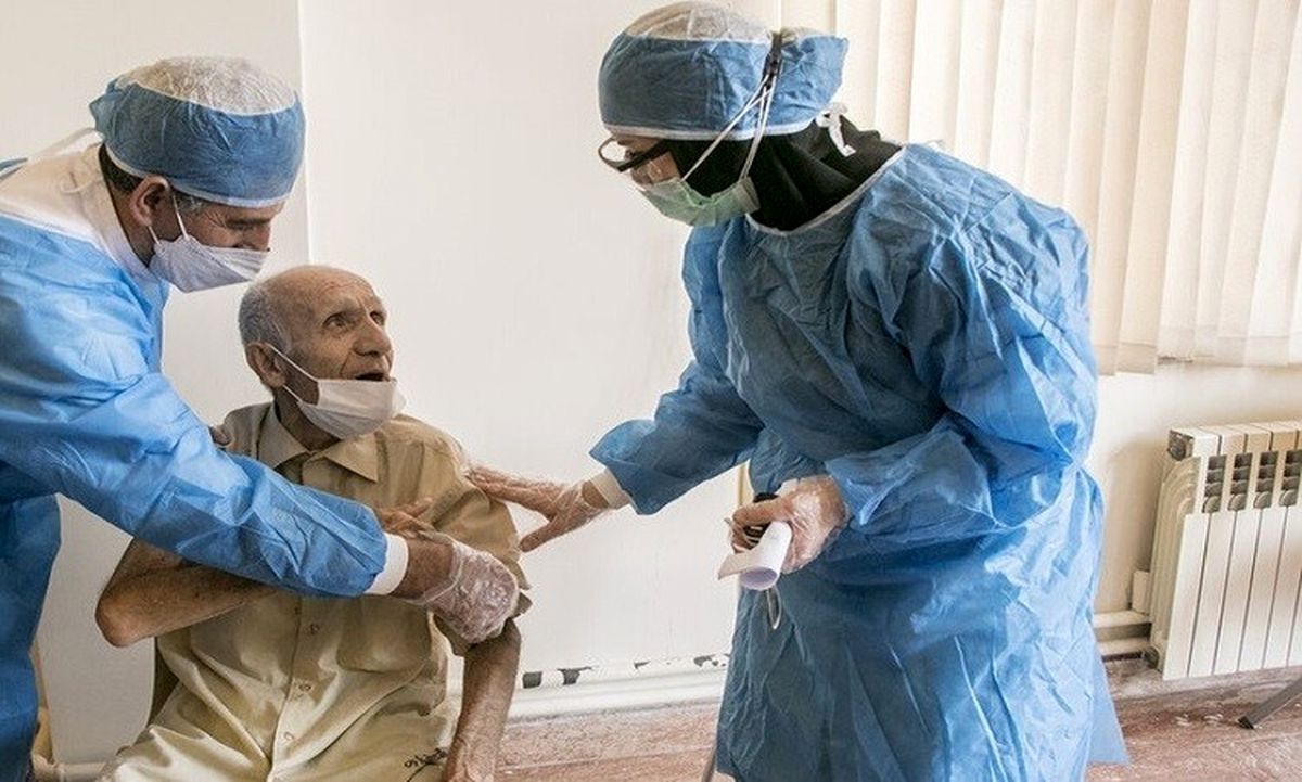 اقدامات قبل و بعد از تزریق واکسن در سالمندان