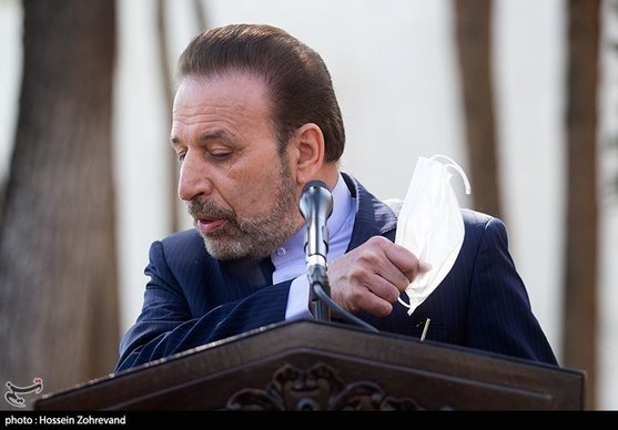 واعظی: ما بی‌طرف هستیم و  و جناح هیچ کس نیستیم