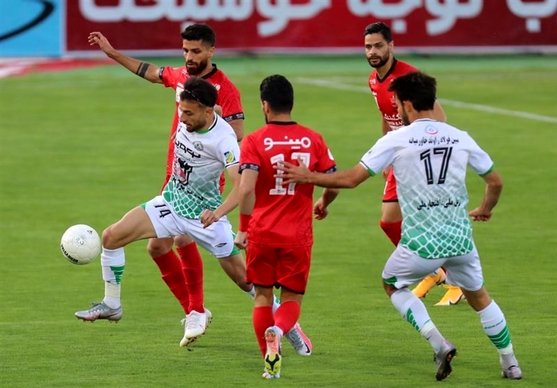 رجب‌زاده: وضعیت ذوب‌آهن خوب نیست، بازیکنان تکانی به خودشان بدهند