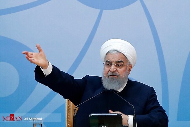 روحانی: همه گروه‌های پرخطر تا پایان تیرماه واکسن می‌زنند