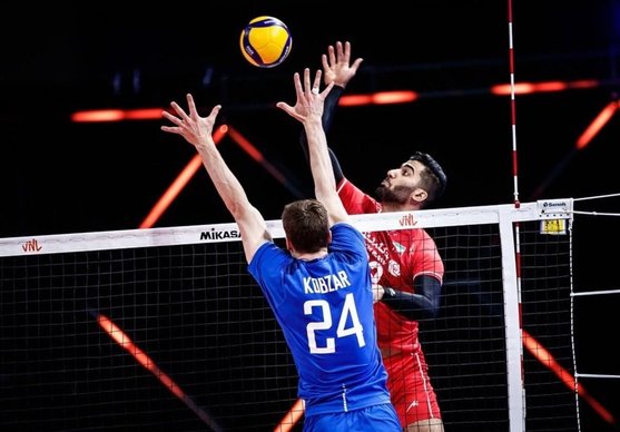 حسینی: مقابل ژاپن، ذلیل بازی کردیم/ می‌توانستیم روسیه را ببریم