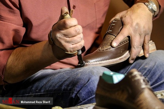 کاهش ۵۰ درصدی تولید کفش/ از صادرات کفش حمایت نمی‌شود