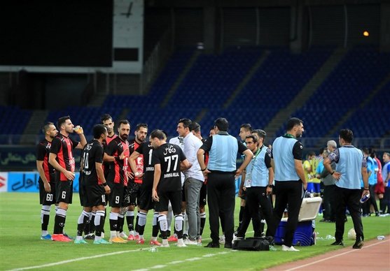 وکیا: نمی‌توانیم برای گرفتن سهمیه لیگ قهرمانان آسیا قول بدهیم