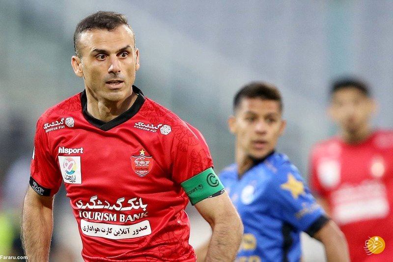 مدافع سرشناس پرسپولیس به تراکتور می‌رسد