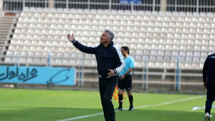 شرمندگی سرمربی ماشین سازی از رفتار حامد لک/ واکنش اکبرپور به تبانی بازی با پرسپولیس