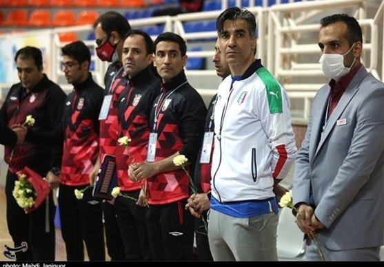 شمسایی: از بزرگان فوتسال اجازه گرفتم و هر قدمی را با مشورت آنها برمی‌دارم