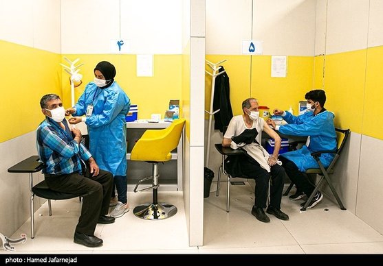 تزریق واکسن کرونا به افراد بالای ۶۰ سال از فردا آغاز می‌شود