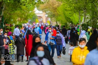 افزایش میزان تست‌های مثبت کرونا به ۴۰ درصد/روزانه ۳۰۰ بیمار بستری می‌شوند