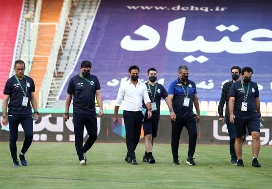 اکبری: به مجیدی تبریک می‌گویم؛ او استقلال را به خوبی جمع کرد