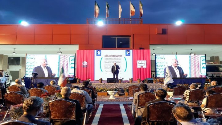 ۳ هزارو ۲۰۰ میلیارد تومان طرح‌ به شهروندان اصفهانی تقدیم شد