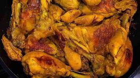 طرز تهیه خورشت مرغ دودی به صورت مرحله ای