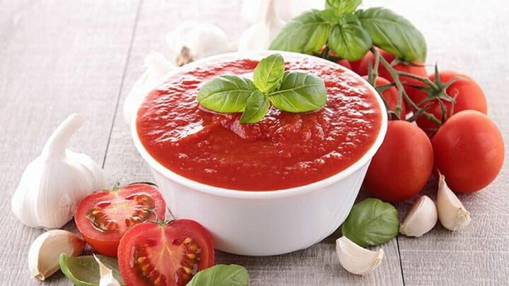 رب گوجه فرنگی در بازار با چه قیمتی به فروش می‌رسد؟