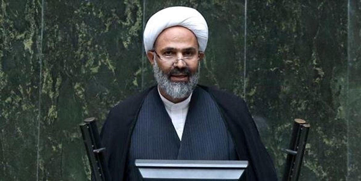 پژمانفر: بسیاری از مواد دارویی در گمرکات در حال فاسد شدن هستند