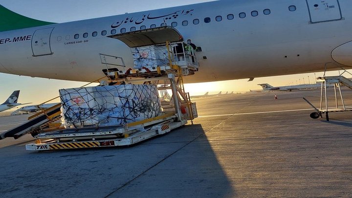 دومین محموله ۶ میلیون دُزی واکسن کرونا وارد کشور شد/واکسینه شدن زیر ۱۷ ساله‌ها با سینوفارم