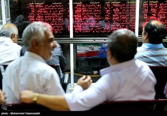 شاخص بورس ارتفاع ۱.۴ میلیون واحد را پس گرفت
