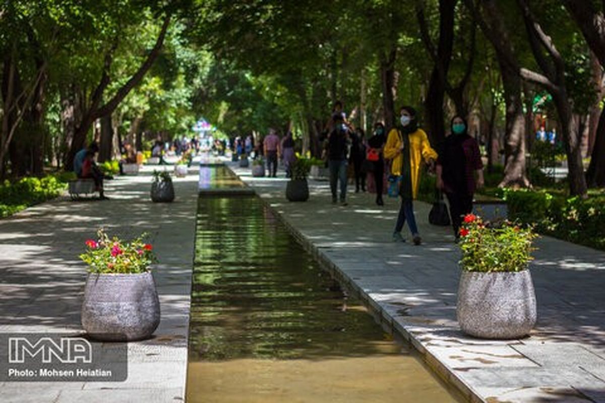 کاهش ۳ تا ۵ درجه‌ای دمای هوا در اکثر مناطق/گردوخاک محلی در نیمه شرقی